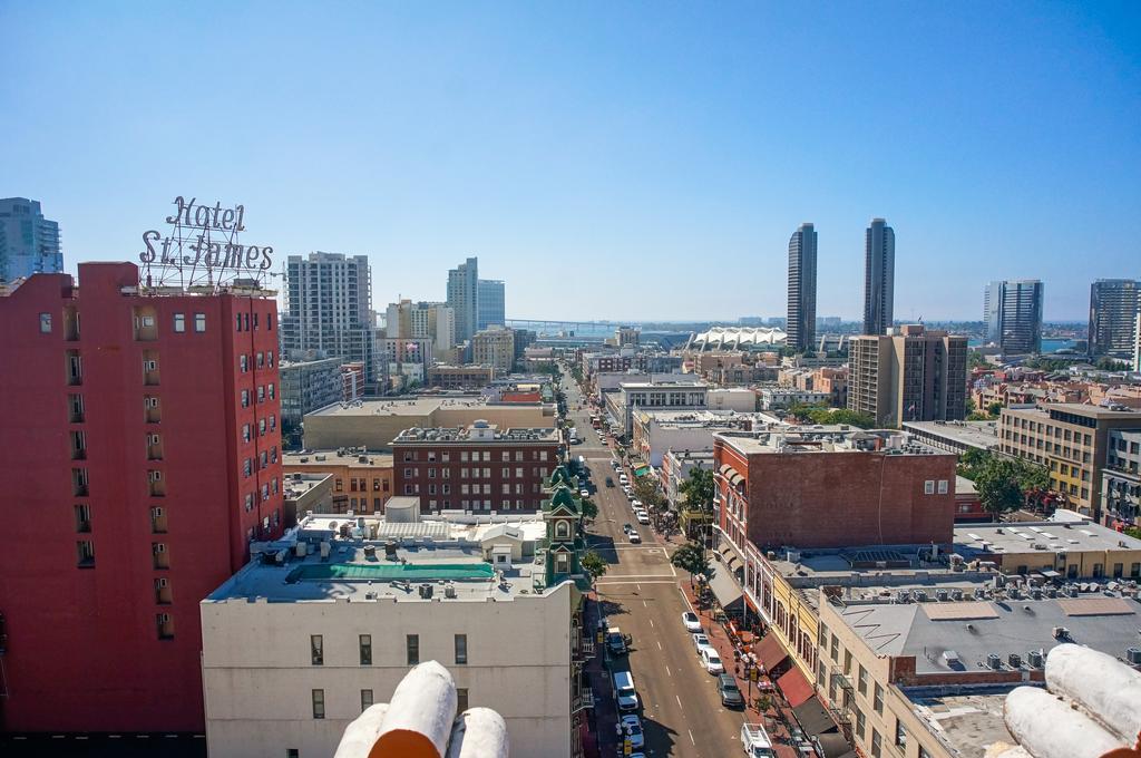 Gaslamp Plaza Suites San Diego Exterior photo